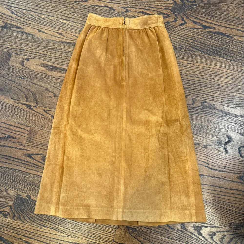 Rare Vintage Gucci Collector Tan Suede Skirt size XXS - Picture 3 of 14